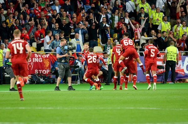 Kiev Ukraina Maj 2018 Liverpool Fotbollsspelarna Fira Mål Som Görs — Stockfoto