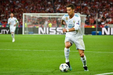 Kiev, Ukrayna - 26 Mayıs 2018: Cristiano Ronaldo 2018 sırasında Uefa Şampiyonlar Ligi Finali maç Real Madrid ve Kiev Ukrayna Milli Güvenlik olimpiyskiy Stadyumu'nda Liverpool arasında