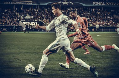 Kiev, Ukrayna - 26 Mayıs 2018: Cristiano Ronaldo ve Georginio Wijnaldum 2018 Uefa Şampiyonlar Ligi final maçında Real Madrid ve Liverpool, Ukrayna arasında sırasında