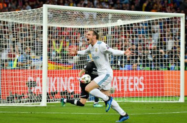 Kiev, Ukrayna - 26 Mayıs 2018: Gareth Bale 2018 Uefa Şampiyonlar Ligi final maçında Real Madrid ve Liverpool, Ukrayna arasında sırasında gol kutlamak