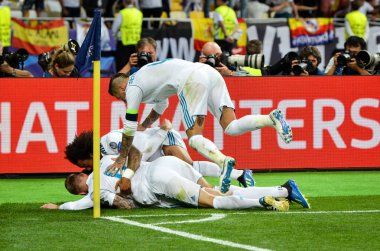 Kiev, Ukrayna - 26 Mayıs 2018: Real Madridli oyuncuların gol sırasında 2018 Madrid Uefa Şampiyonlar Ligi Finali maç Real Madrid ve Liverpool Kiev, Ukrayna arasında