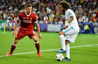 Kiev, Ukrayna - 26 Mayıs 2018: Dejan Lovren ve Marcelo 2018 Uefa Şampiyonlar Ligi final maçında Real Madrid ve Liverpool, Ukrayna arasında sırasında