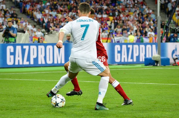 Kiev, Ukrayna - 26 Mayıs 2018: Cristiano Ronaldo 2018 sırasında Uefa Şampiyonlar Ligi Finali maç Real Madrid ve Kiev Ukrayna Milli Güvenlik olimpiyskiy Stadyumu'nda Liverpool arasında