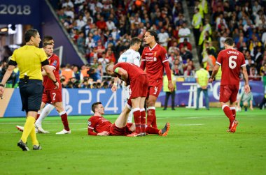 Kiev, Ukrayna - 26 Mayıs 2018: 2018 sırasında Liverpool futbolcular Uefa Şampiyonlar Ligi Finali maç Real Madrid ve Kiev Ukrayna Milli Güvenlik olimpiyskiy Stadyumu'nda Liverpool arasında