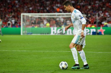 Kiev, Ukrayna - 26 Mayıs 2018: Cristiano Ronaldo 2018 sırasında Uefa Şampiyonlar Ligi Finali maç Real Madrid ve Kiev Ukrayna Milli Güvenlik olimpiyskiy Stadyumu'nda Liverpool arasında