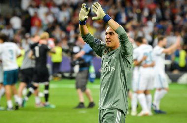 Kiev, Ukrayna - 26 Mayıs 2018: Keylor Navas Real Madrid Uefa Şampiyonlar Ligi 2018 arasında Real Madrid ve Liverpool, Ukrayna Kiev maçında son zaferi kutlamak