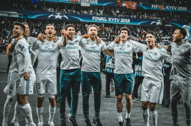 Kiev, Ukrayna - 26 Mayıs 2018: Futbolcular Real Madrid Uefa Şampiyonlar Ligi 2018 arasında Real Madrid ve Liverpool, Ukrayna Kiev maçında son zaferi kutlamak