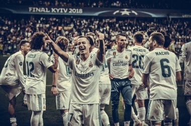 Kiev, Ukrayna - 26 Mayıs 2018: Lucas Vazquez Real Madrid Uefa Şampiyonlar Ligi 2018 arasında Real Madrid ve Liverpool, Ukrayna Kiev maçında son zaferi kutlamak