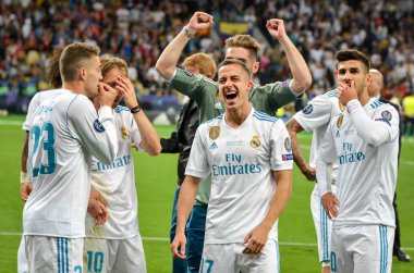 Kiev, Ukrayna - 26 Mayıs 2018: Lucas Vazquez Real Madrid Uefa Şampiyonlar Ligi 2018 arasında Real Madrid ve Liverpool, Ukrayna Kiev maçında son zaferi kutlamak