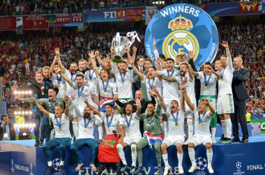Kiev, Ukrayna - 26 Mayıs 2018: Futbolcular Real Madrid Uefa Şampiyonlar Ligi 2018 arasında Real Madrid ve Liverpool, Ukrayna Kiev maçında son zaferi kutlamak