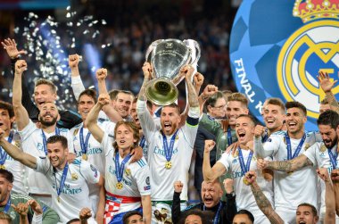 Kiev, Ukrayna - 26 Mayıs 2018: Futbolcular Real Madrid Uefa Şampiyonlar Ligi 2018 arasında Real Madrid ve Liverpool, Ukrayna Kiev maçında son zaferi kutlamak