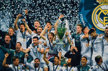 Kiev, Ukrayna - 26 Mayıs 2018: Futbolcular Real Madrid Uefa Şampiyonlar Ligi 2018 arasında Real Madrid ve Liverpool, Ukrayna Kiev maçında son zaferi kutlamak