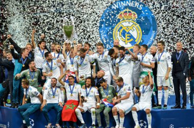 Kiev, Ukrayna - 26 Mayıs 2018: Futbolcular Real Madrid Uefa Şampiyonlar Ligi 2018 arasında Real Madrid ve Liverpool, Ukrayna Kiev maçında son zaferi kutlamak