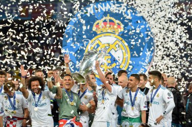 Kiev, Ukrayna - 26 Mayıs 2018: Futbolcular Real Madrid Uefa Şampiyonlar Ligi 2018 arasında Real Madrid ve Liverpool, Ukrayna Kiev maçında son zaferi kutlamak