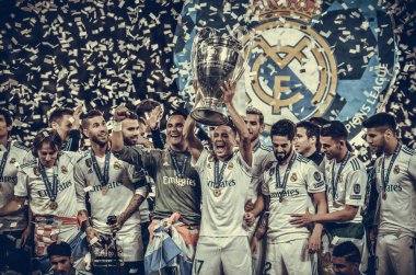 Kiev, Ukrayna - 26 Mayıs 2018: Futbolcular Real Madrid Uefa Şampiyonlar Ligi 2018 arasında Real Madrid ve Liverpool, Ukrayna Kiev maçında son zaferi kutlamak