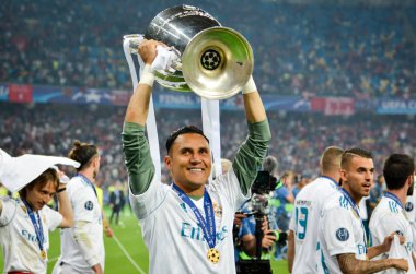 Kiev, Ukrayna - 26 Mayıs 2018: Keylor Navas Real Madrid Uefa Şampiyonlar Ligi 2018 arasında Real Madrid ve Liverpool, Ukrayna Kiev maçında son zaferi kutlamak