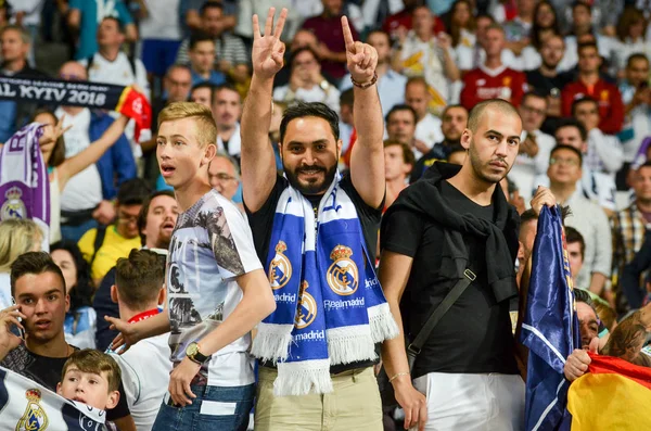 Kyiv Ucrania Mayo 2018 Los Aficionados Del Real Madrid Celebran — Foto de Stock