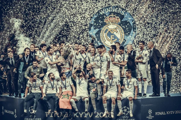 Kiev Ukraina Maj 2018 Fotbollsspelarna Real Madrid Fira Segern Finalen — Stockfoto