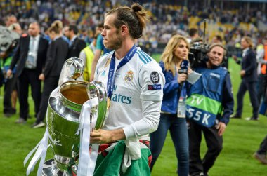 Kiev, Ukrayna - 26 Mayıs 2018: Gareth Bale Real Madrid Uefa Şampiyonlar Ligi 2018 arasında Real Madrid ve Liverpool, Ukrayna Kiev maçında son zaferi kutlamak