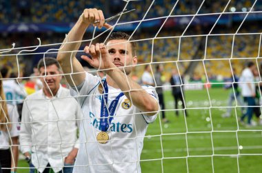 Kiev, Ukrayna - 26 Mayıs 2018: Nacho Fernandez Kapısı'nın net keser ve Uefa Şampiyonlar Ligi 2018 Ukrayna Kiev maçında son zaferi kutlamak
