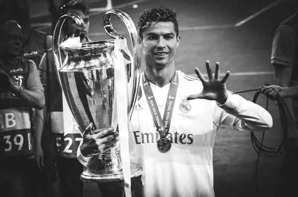Kijów Ukraina Maja 2018 Cristiano Ronaldo Pokazuje Palcach Jego Ręka — Zdjęcie stockowe