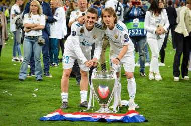 Kiev, Ukrayna - 26 Mayıs 2018: Mateo Kovacic ve Luka Modric Real Madrid Uefa Şampiyonlar Ligi 2018 Ukrayna Kiev maçında son zaferi kutlamak