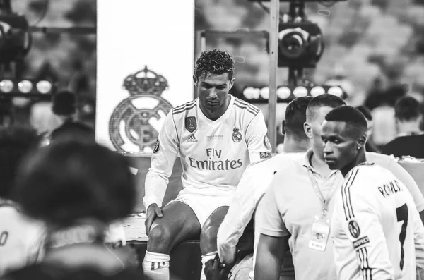 Kyiv Ukraine Mei 2018 Cristiano Ronaldo Duduk Sendirian Dan Sedih — Stok Foto