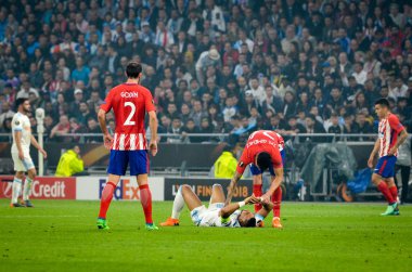Lyon, Fransa - 16 Mayıs, 2018: Dimitri Payet yaralı Atletico Madrid vs Groupama Stadyumu, Fransa Olimpik Marsilya arasında final Uefa Avrupa Ligi maçı sırasında