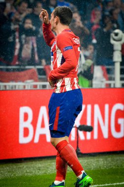 Lyon, Fransa - 16 Mayıs, 2018: Antoine Griezmann arada Atletico Madrid vs Olimpik Marsilya Groupama Stadyumu, Fransa final Uefa Avrupa Ligi maçı sırasında gol kutlamak