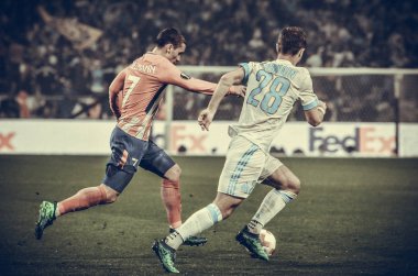 Lyon, Fransa - 16 Mayıs, 2018: Antoine Griezmann Valere Germain (R) arada Atletico Madrid vs Olimpik Marsilya Groupama Stadyumu, Fransa final Uefa Avrupa Ligi maçı sırasında karşı