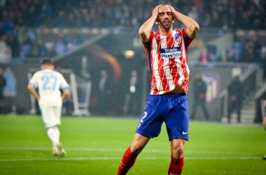 Lyon, Fransa - 16 Mayıs, 2018: Diego Godin Atletico Madrid vs Groupama Stadyumu, Fransa Olimpik Marsilya arasında final Uefa Avrupa Ligi maçı sırasında üzgün