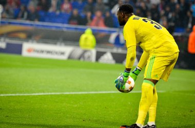 Lyon, Fransa - 16 Mayıs, 2018: Steve Mandanda Atletico Madrid vs Groupama Stadyumu, Fransa Olimpik Marsilya arasında final Uefa Avrupa Ligi maçı sırasında