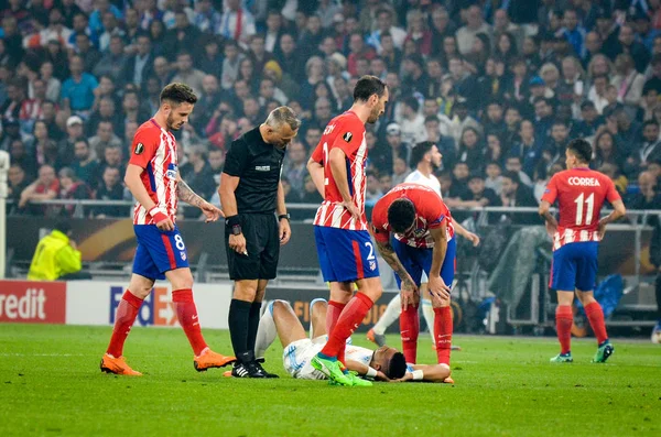 Lyon, Fransa - 16 Mayıs, 2018: Dimitri Payet yaralı Atletico Madrid vs Groupama Stadyumu, Fransa Olimpik Marsilya arasında final Uefa Avrupa Ligi maçı sırasında