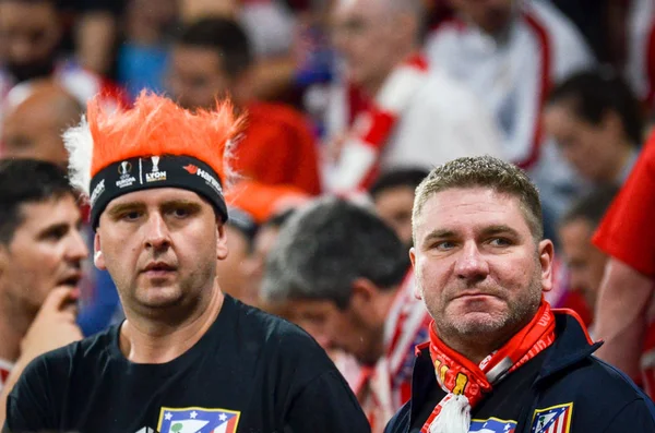 Lyon, Fransa - 16 Mayıs, 2018: Atletico Madrid taraftarları final Uefa Avrupa Ligi sırasında takım maç arada Atletico Madrid vs Groupama Stadyumu, Fransa Olimpik Marsilya standları destek