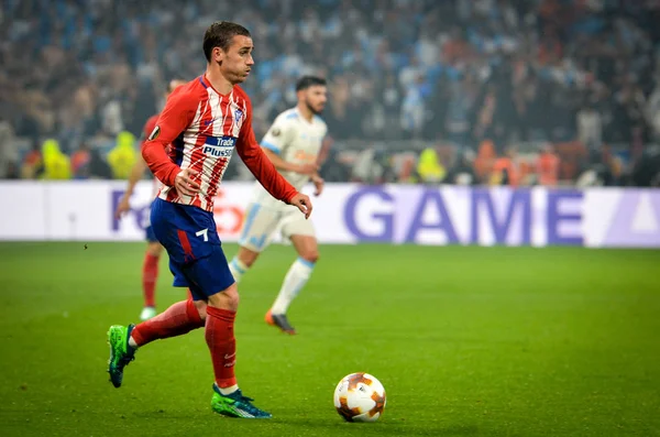 Lyon, Fransa - 16 Mayıs, 2018: Antoine Griezmann arada Atletico Madrid vs Olimpik Marsilya Groupama Stadyumu, Fransa final Uefa Avrupa Ligi maçı sırasında