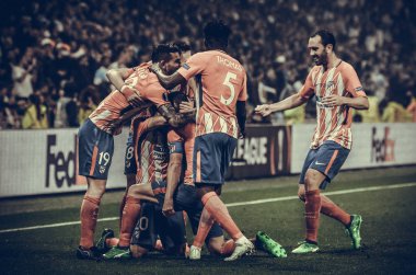 Lyon, Fransa - 16 Mayıs, 2018: Atletico Madrid oyuncuları kutlamak Atletico Madrid vs Groupama Stadyumu'nda Fransa Olimpik Marsilya arasında final Uefa Avrupa Ligi maçı sırasında bir gol