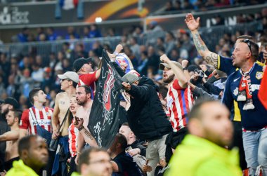 Lyon, Fransa - 16 Mayıs, 2018: Atletico Madrid taraftarları final Uefa Avrupa Ligi sırasında takım maç arada Atletico Madrid vs Groupama Stadyumu, Fransa Olimpik Marsilya standları destek