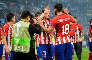 Lyon, Fransa - 16 Mayıs, 2018: Diego Costa ve Filipe Luis final Uefa Avrupa Ligi Groupama Stadyumu, Fransa Olimpik Marsilya karşı zafer kutluyor