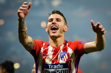 Lyon, Fransa - 16 Mayıs, 2018: Lucas Hernandez final Uefa Avrupa Ligi Groupama Stadyumu, Fransa Olimpik Marsilya karşı zafer kutluyor