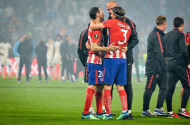 Lyon, Fransa - 16 Mayıs, 2018: Juanfran ve Filipe Luis final Uefa Avrupa Ligi Groupama Stadyumu, Fransa Olimpik Marsilya karşı zafer kutluyor