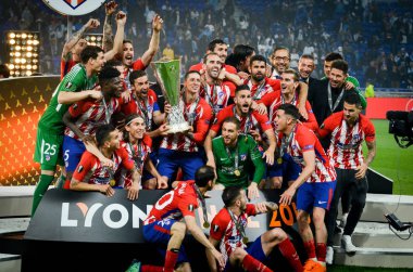 Lyon, Fransa - 16 Mayıs, 2018: Athletico Madrid oyuncular ve Fernando Torres kutluyor zafer Kupası Uefa Avrupa Ligi Groupama Stadyumu, Fransa ile finalde