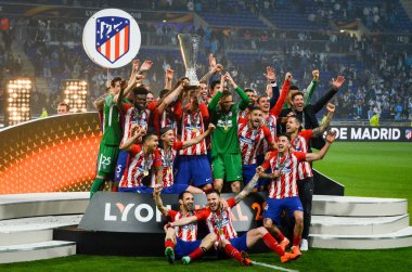 Lyon, Fransa - 16 Mayıs, 2018: Atletico Madrid ve havai fişek ile Ödülleri töreninde Fernando Torres kutlamak Uefa Kupası Avrupa Ligi Groupama Stadyumu, Fransa zafer