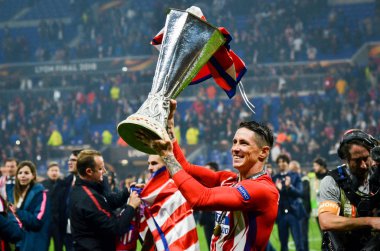 Lyon, Fransa - 16 Mayıs, 2018: Fernando Torres kutlamak zafer ile Uefa Kupası Avrupa Ligi Groupama Stadyumu, Fransa