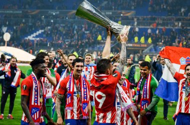 Lyon, Fransa - 16 Mayıs, 2018: Atletico Madrid ve Lucas Hernandez kutlamak zafer ile Uefa Kupası Avrupa Ligi Groupama Stadyumu, Fransa