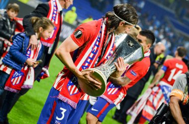 Lyon, Fransa - 16 Mayıs, 2018: Filipe Luis t zafer kutluyor