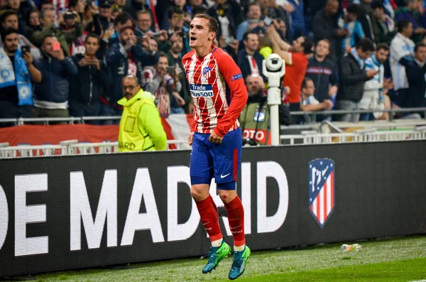 Lyon, Fransa - 16 Mayıs, 2018: Athletico Madrid ve Antoine Griezmann final Uefa Avrupa Ligi Groupama Stadyumu, Fransa Olimpik Marsilya karşı zafer kutluyor