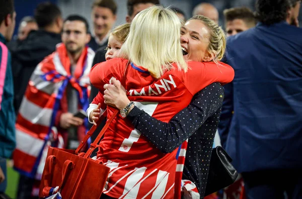 Lyon, Francja - 16 maja 2018 r.: żony piłkarzy Atletico — Zdjęcie stockowe