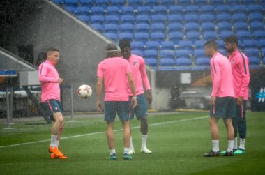 Lyon, Fransa - 16 Mayıs, 2018: eğitim futbolcular final Uefa Avrupa Ligi önce Atletico Madrid Maç Groupama Stadyumu, Fransa