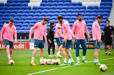 Lyon, Fransa - 16 Mayıs, 2018: eğitim futbolcular final Uefa Avrupa Ligi önce Atletico Madrid Maç Groupama Stadyumu, Fransa