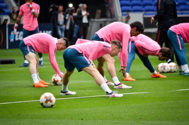 Lyon, Fransa - 16 Mayıs, 2018: eğitim futbolcular final Uefa Avrupa Ligi önce Atletico Madrid Maç Groupama Stadyumu, Fransa